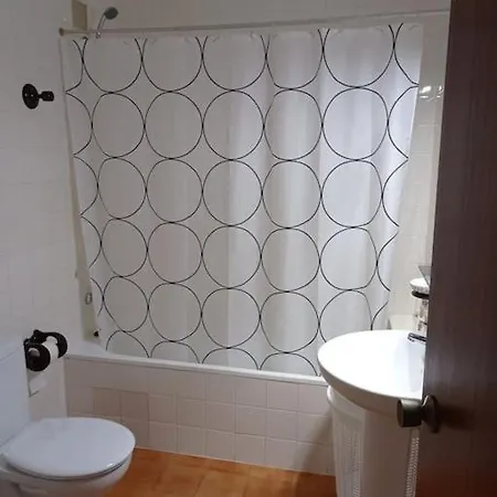 Cruces, Piso En Pleno Centro Urbano Sanlucar de Barrameda