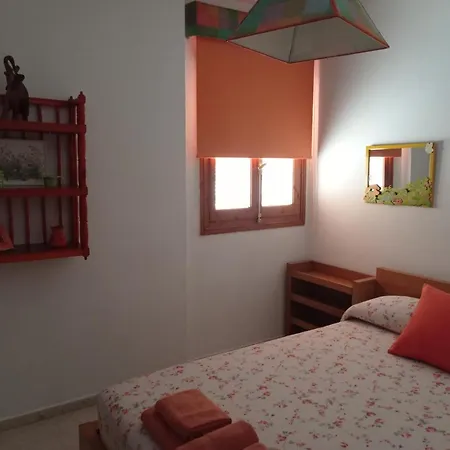 Cruces, Piso En Pleno Centro Urbano Apartment Sanlucar de Barrameda
